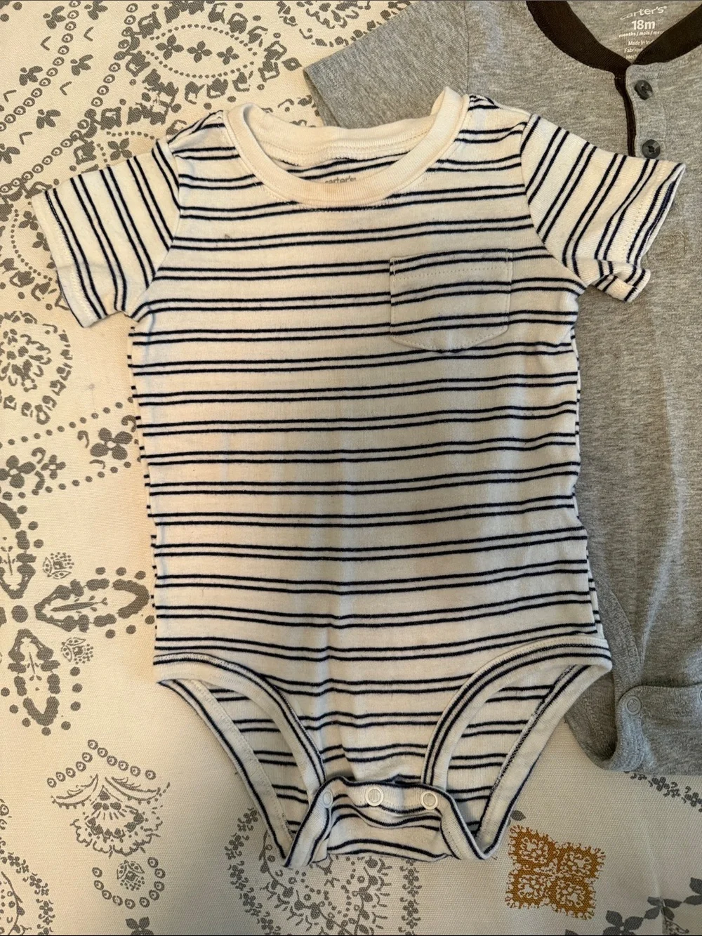 Short-Sleeve Baby Bodysuit Set of 4